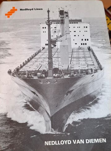Nedlloyd van Diemen - Scheepsboek/Plaatjesalbum
