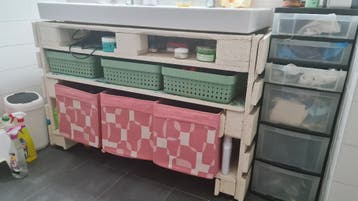 Free - Bath cabinet made from pallet for pick up