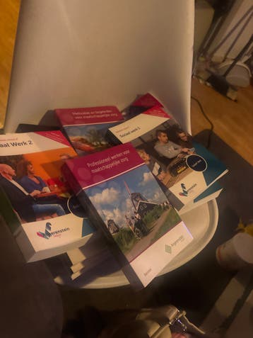 Professioneel werken voor maatschappelijke zorg boeken