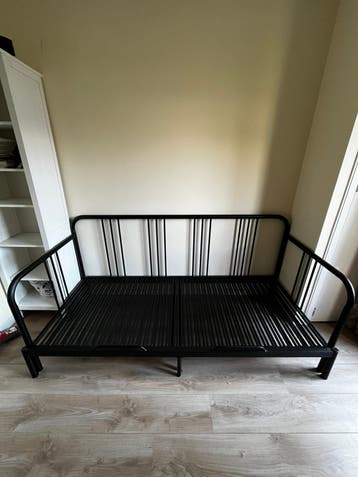 Gratis Fyresdal ikea bed frame