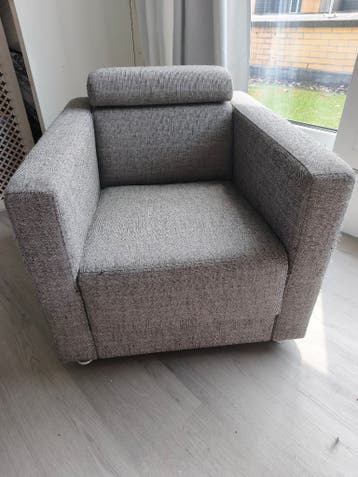 Gratis Grijze fauteuil