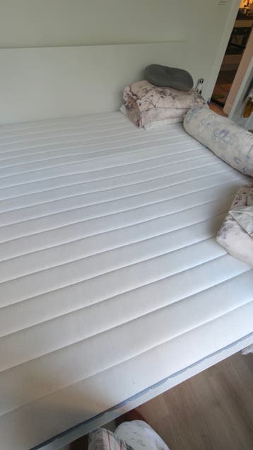 Gratis matras 180x200 cm