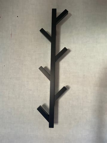 Gratis: Ikea zwarte wandkapstok