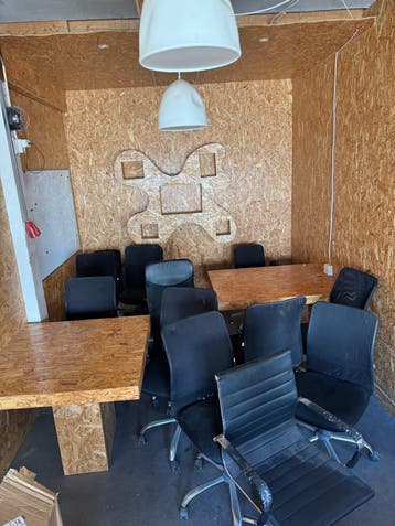 14 gebruikte bureaustoelen