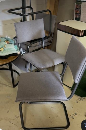 Eetkamerstoelen | GRATIS | Grijs | 4 stuks