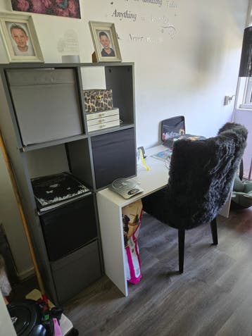 Gratis op te halen bureau