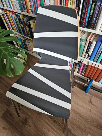 Set van 4 Ikea stoelen Vilmar in zwartwit print