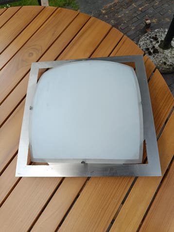 Plafonnière GRATIS