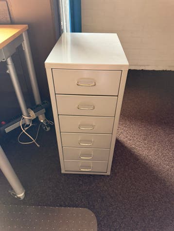 Gratis ladekast - 28x41x68.5cm