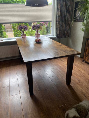 Teakhouten eettafel