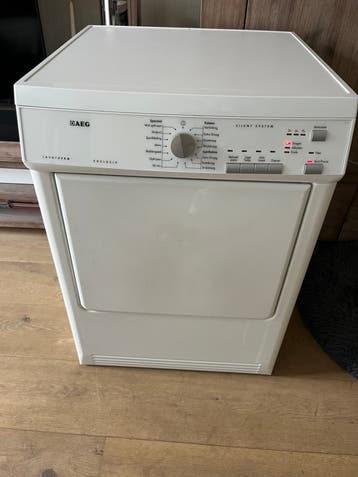 *** GRATIS AEG WASDROGER MET LUCHTAFVOER - DEFECT!!! ***