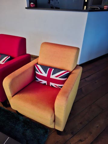 Fauteuil-Zitstoel oranje/rood GRATIS OPHALEN