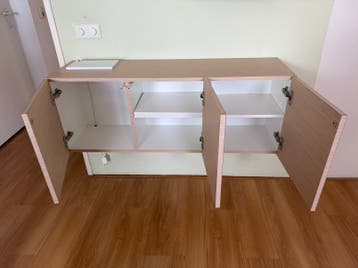 Gratis zwevend Dressoir / Wandkast met 3 Deuren - Licht Hout