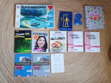 Gratis: Diverse boeken, spellen en schoolbenodigdheden