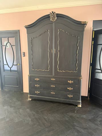 Baroque kast gratis!