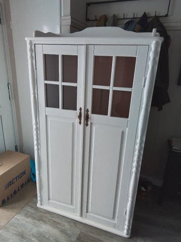 Grenen vitrine/kledingkast