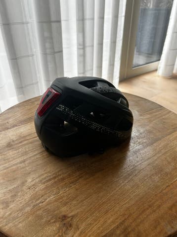 Fietshelm met LED-verlichting - Maat S/M