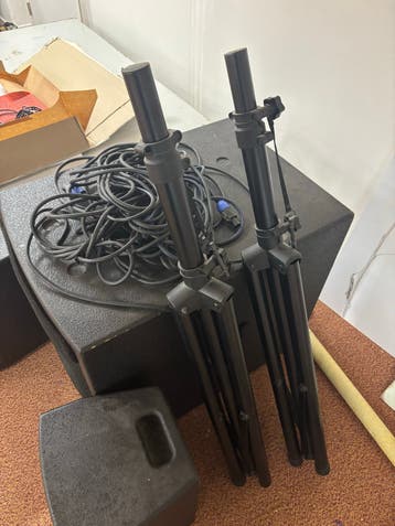 DAP Pro Boxen, subwoofer en standaarden - defect