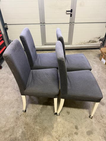 4 gratis eetkamer stoelen