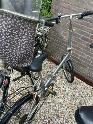 Gratis af te halen: twee fietsen