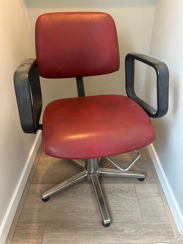 Pomp stoel, kappers stoel GRATIS!