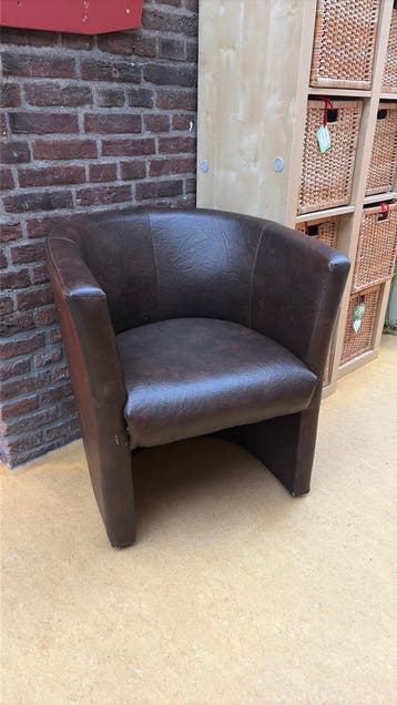 2 Comfortabele Bruine Fauteuils- ophalen Eindhoven Stratum!