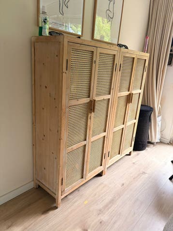 Gratis: twee Xenos webbing kasten!
