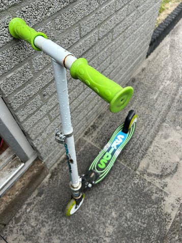 Kinderstep en loopfietsje