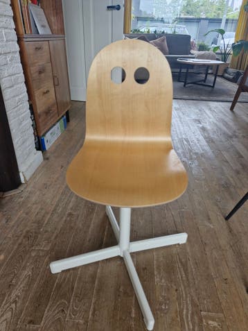 Gratis ophalen; kinder bureaustoel van Ikea