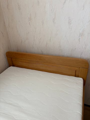 Mooi houten bed + matras