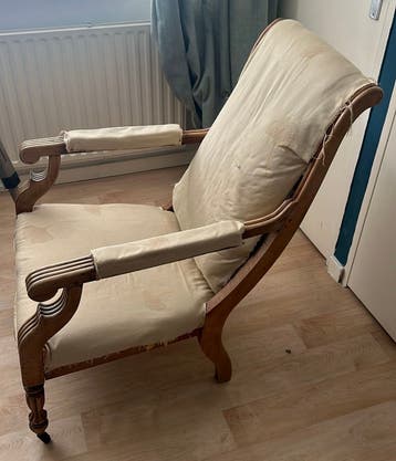 Oude fauteuil - Opknapper (gratis af te halen)