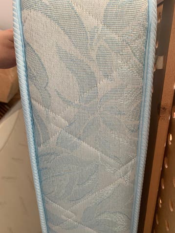 Gratis matras 200 x 140
