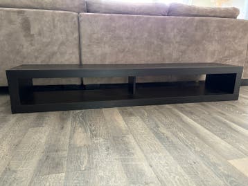 GRATIS op te halen in Ede. TV meubel van IKEA