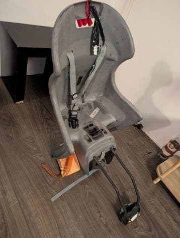 Gratis: Polysport fietsstoeltje (achterzitje)