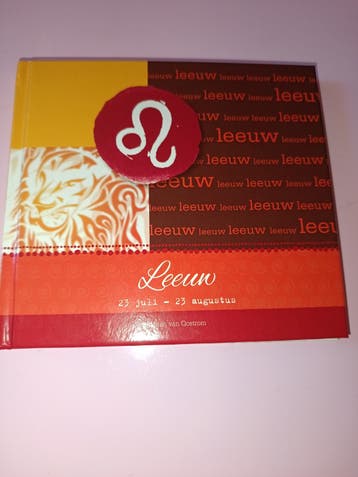 Leeuw sterrenbeeld boekje nieuw
