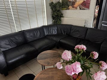 Hoekbank zwart leer gratis
