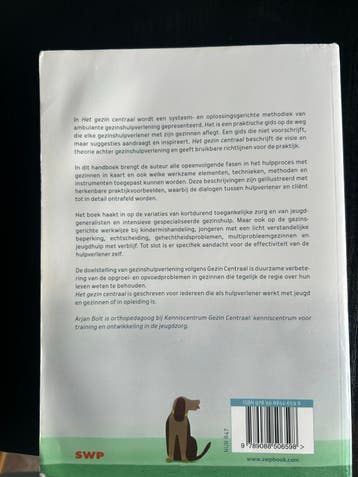 Het gezin centraal - Handboek voor ambulant hulpverleners