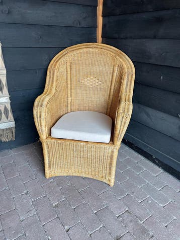 GRATIS mooie rieten stoel weg is pech