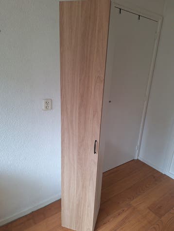 GRATIS Badkamer, TV-meubel of Dressoir (180x32x3