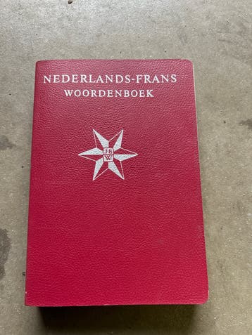 Nederlands-Frans Woordenboek - Handig en Compact