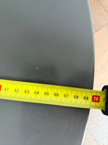 Stijlvolle ronde salontafel - Grijs met metalen poten