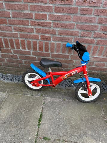 Gratis kinderfiets - Pedalen moeten gemonteerd worden