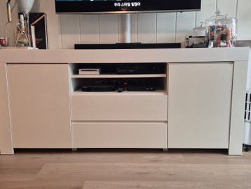 Witte Hoogglans Dressoir gratis op te halen Br 190cm H 82 cm