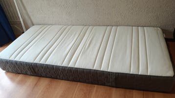 Gratis eenpersoonsmatras - Ophalen 12 juni