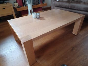Tafels en tv kast
