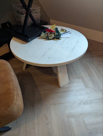 Salontafel met 3 stoeltjes