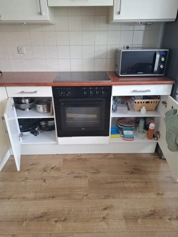 Keuken met vaatwasser, koelkast en oven - zelf demonteren