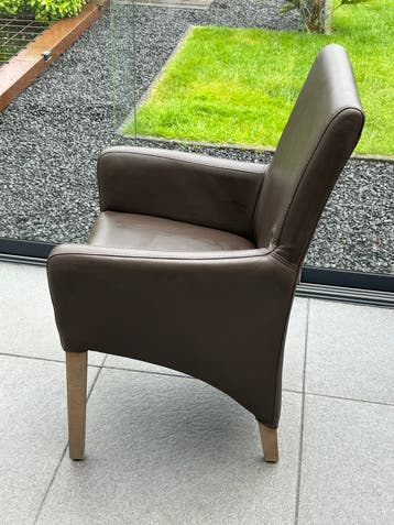 6 kamerstoelen