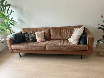 Gratis af te halen: Comfortabele bruine bank