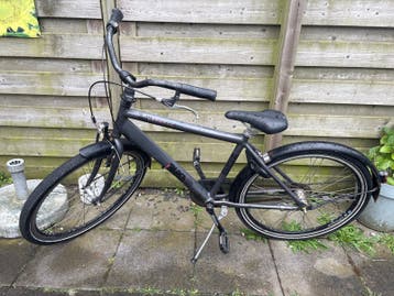26 inch fiets met kapotte spaken - opknapper